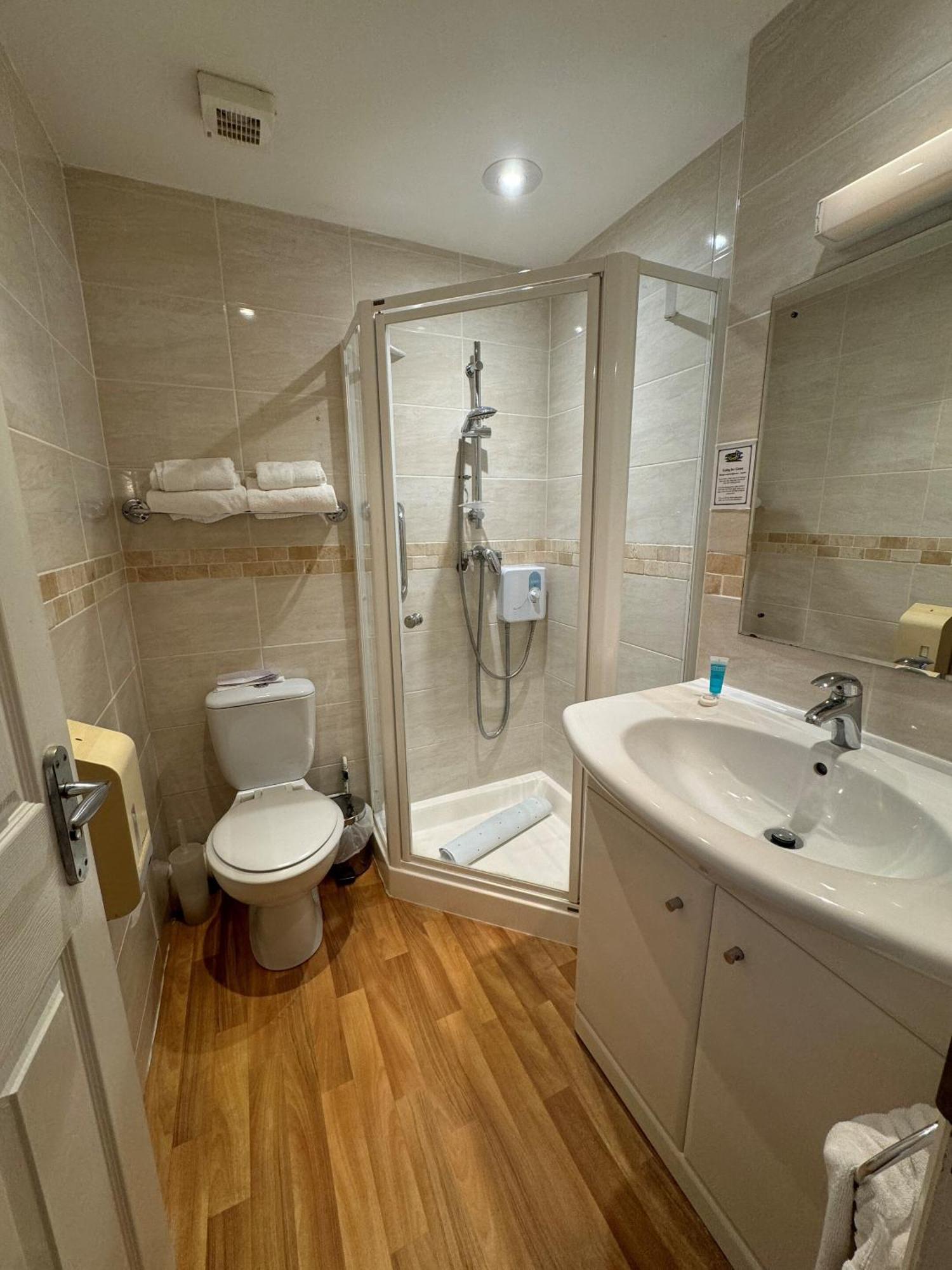 Haddon Hall Hotel Eastbourne Room photo