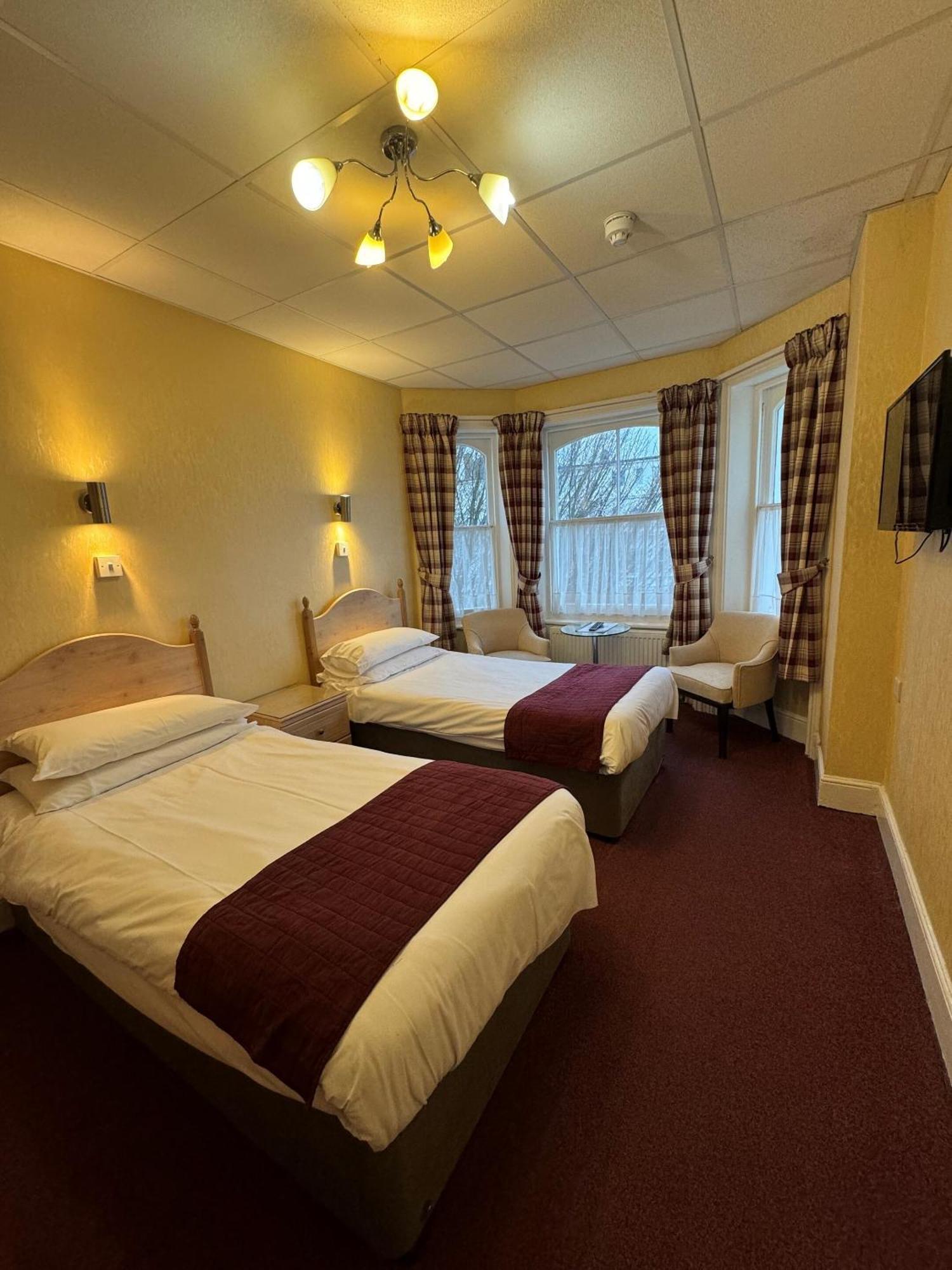 Haddon Hall Hotel Eastbourne Room photo